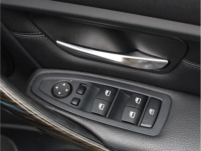 320i xDrive ラグジュアリー ヒーター付本革Pシート 純正HDDナビ Bカメ DVD再生 ディーラー整備記録簿 H25.H26.H27(28枚目)