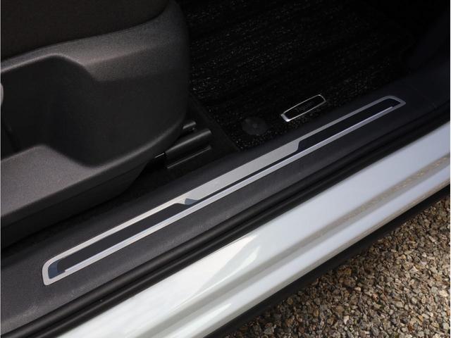 TDI 4モーション ハイライン 禁煙1オーナー フル液晶メーター レーンキープ アダプティブクルコン ステアリングアシスト 衝突被害軽減ブレーキ バックカメラ ハンズフリー電動リアゲート LEDヘッドライト シートヒーター(35枚目)