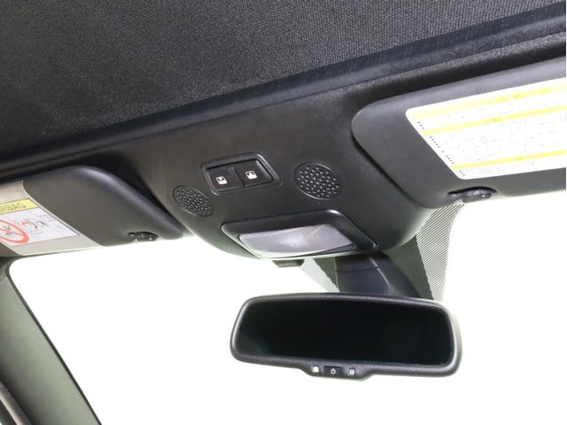 アバルト５９５Ｃ ツーリズモ　禁煙車　ブラウンレザーシート　Ａｐｐｌｅ　ＣａｒＰｌａｙ・Ａｎｄｒｏｉｄ　Ａｕｔｏ対応　１７インチアルミホイール　バイキセノンライト　リアコーナーセンサー　オートエアコン　電動ソフトトップ　ブースト計（60枚目）