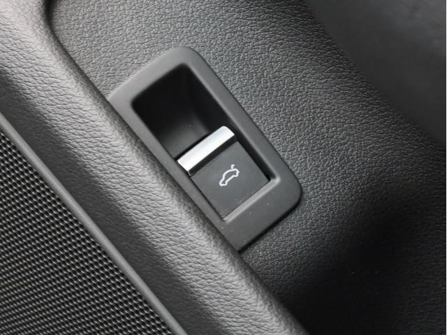 Ａ５スポーツバック ２．０ＴＦＳＩスポーツ　ＳラインＰＫＧ　禁煙車　バーチャルコクピット　マトリクスＬＥＤヘッドライト　ハイビームアシスト　ＡＣＣ　衝突被害軽減ブレーキ　渋滞アシスト　レーンアシスト　Ｂカメ　Ｓライン１８インチＡＷ（63枚目）