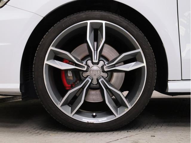 Ｓ１スポーツバック 　禁煙車　６速ＭＴ　フルタイム４ＷＤ　純正１８インチアルミホイール　純正ナビＴＶ　バックカメラ　ＴＶキャンセラー　ユピテル製ドライブレコーダー　レーダー探知機　ＥＴＣ　スマートキー　取説　スペアキー有（21枚目）