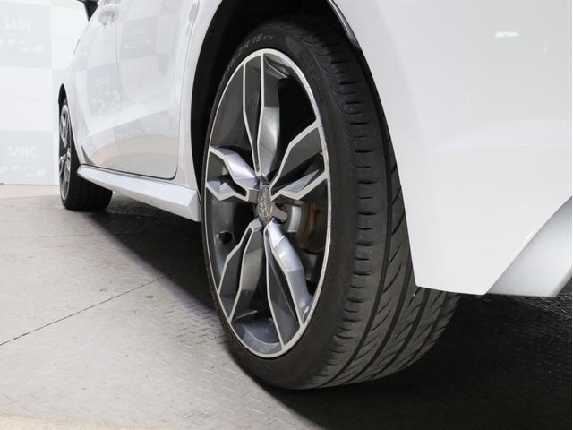 Ｓ１スポーツバック 　禁煙車　６速ＭＴ　フルタイム４ＷＤ　純正１８インチアルミホイール　純正ナビＴＶ　バックカメラ　ＴＶキャンセラー　ユピテル製ドライブレコーダー　レーダー探知機　ＥＴＣ　スマートキー　取説　スペアキー有（26枚目）