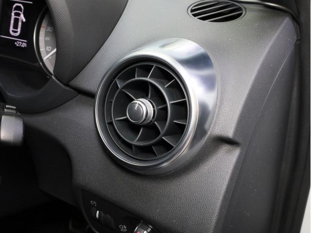 Ｓ１スポーツバック 　禁煙車　６速ＭＴ　フルタイム４ＷＤ　純正１８インチアルミホイール　純正ナビＴＶ　バックカメラ　ＴＶキャンセラー　ユピテル製ドライブレコーダー　レーダー探知機　ＥＴＣ　スマートキー　取説　スペアキー有（46枚目）