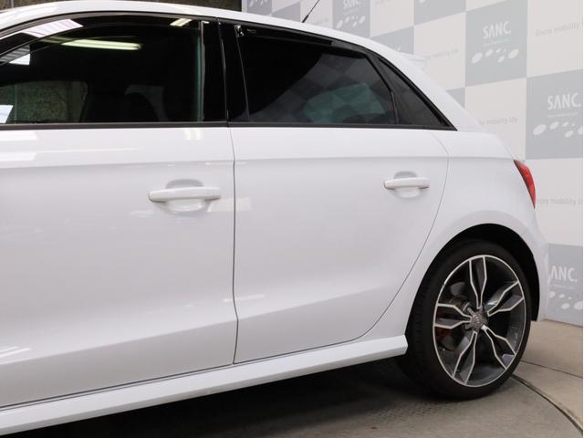 Ｓ１スポーツバック 　禁煙車　６速ＭＴ　フルタイム４ＷＤ　純正１８インチアルミホイール　純正ナビＴＶ　バックカメラ　ＴＶキャンセラー　ユピテル製ドライブレコーダー　レーダー探知機　ＥＴＣ　スマートキー　取説　スペアキー有（69枚目）