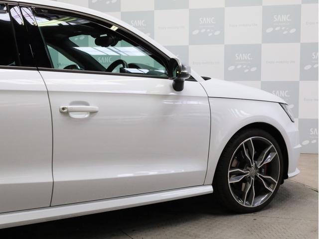 Ｓ１スポーツバック 　禁煙車　６速ＭＴ　フルタイム４ＷＤ　純正１８インチアルミホイール　純正ナビＴＶ　バックカメラ　ＴＶキャンセラー　ユピテル製ドライブレコーダー　レーダー探知機　ＥＴＣ　スマートキー　取説　スペアキー有（71枚目）