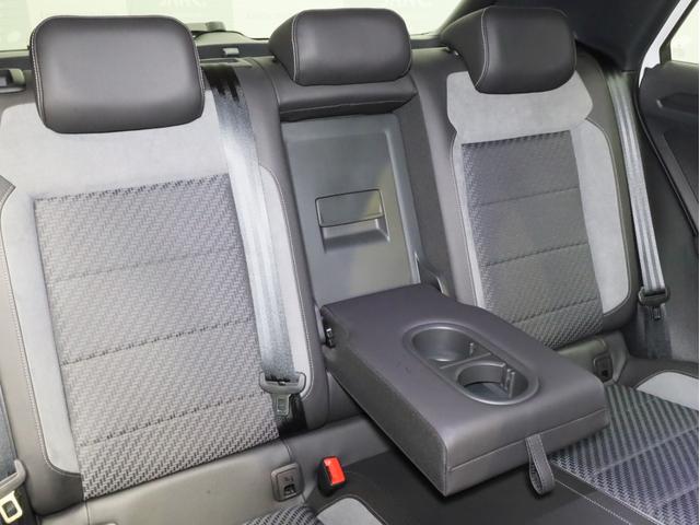 Ｔ－ロック ＴＤＩ　Ｒライン　禁煙　専用エクステリア　専用１９インチＡＷ　アダプティブシャシーコントロールＤＣＣ　専用ハーフレザースポーツシート　専用ステアリングホイール　ステンレスペダル　プログレッシブステアリング（58枚目）