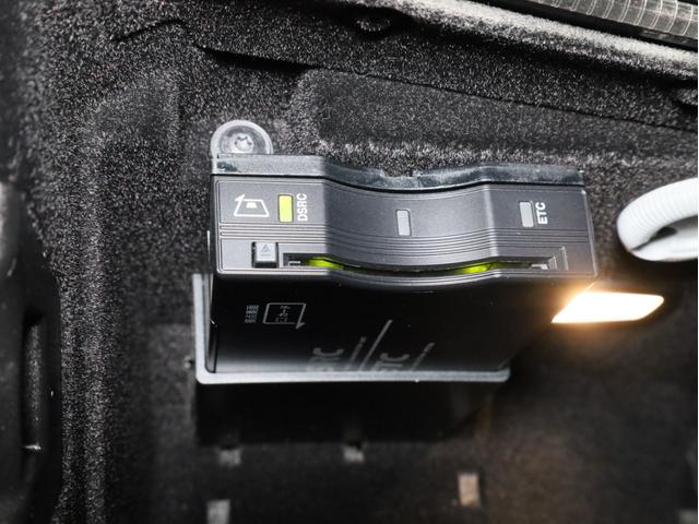 Ｅクラスステーションワゴン Ｅ２５０　ステーションワゴン　アバンギャルドスポーツ　禁煙車　純正ナビ　フルセグＴＶ　レーダーセーフティＰＫＧ　ＨＵＤ　ＡＭＧスタイリングＰＫＧ　ＡＭＧ１９インチＡＷ　３６０度カメラ　　前後コーナーセンサー　アクティブパーキングアシスト　電動リアゲート（22枚目）