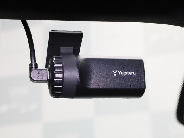 Ｅクラスステーションワゴン Ｅ２５０　ステーションワゴン　アバンギャルドスポーツ　禁煙車　純正ナビ　フルセグＴＶ　レーダーセーフティＰＫＧ　ＨＵＤ　ＡＭＧスタイリングＰＫＧ　ＡＭＧ１９インチＡＷ　３６０度カメラ　　前後コーナーセンサー　アクティブパーキングアシスト　電動リアゲート（23枚目）