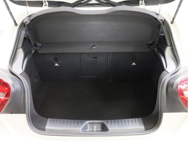 Ａクラス Ａ１８０　ＡＭＧ　スタイル　禁煙　レーダーセーフティ　ＡＭＧスタイリングＰＫＧ　ナビ　フルセグ　Ｂカメラ　前後センサー　パークアシスト　ＬＥＤヘッドライト　オートマチックハイビーム　アダプティブクルーズコントロール　レーンキープ（20枚目）