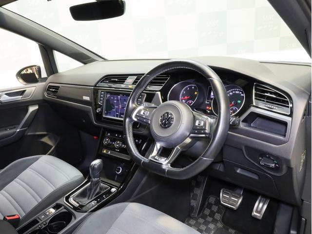 VOLKSWAGEN GOLF TOURAN TSI R LINE