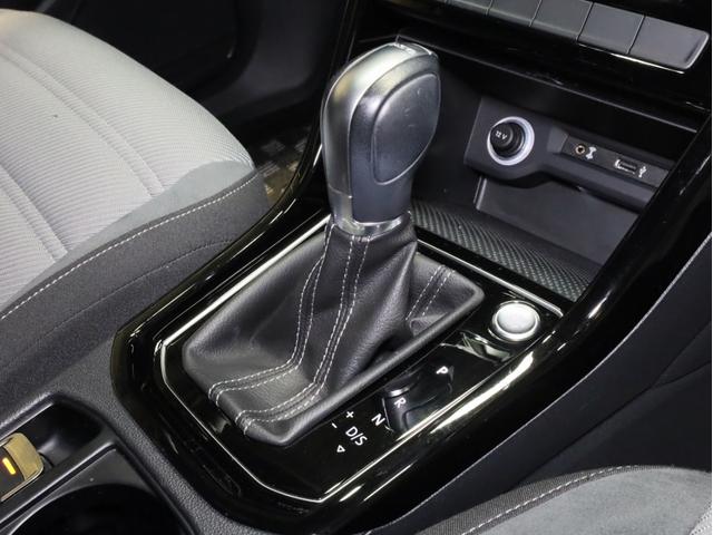 VOLKSWAGEN GOLF TOURAN TSI R LINE