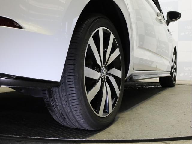 VOLKSWAGEN GOLF TOURAN TSI R LINE