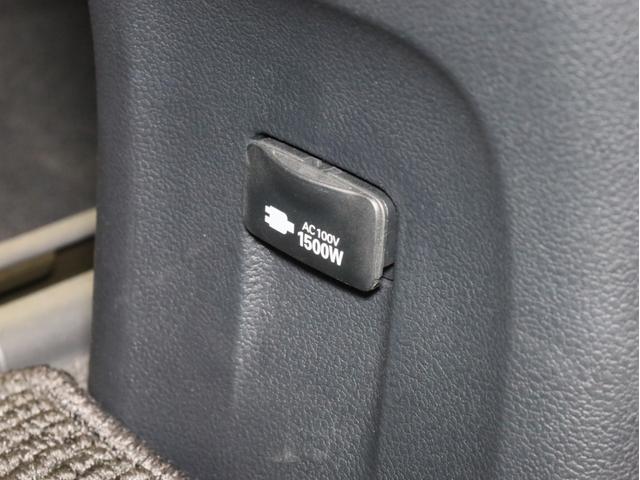 プリウス ＳセーフティプラスＩＩ　禁煙車　レーダークルーズコントロール　レーントレーシングアシスト　純正ナビＴＶ　Ｂｌｕｅｔｏｏｔｈ接続　バックカメラ　デジタルルームミラー　ブラインドスポット　ＬＥＤヘッドライト　オートハイビーム（22枚目）