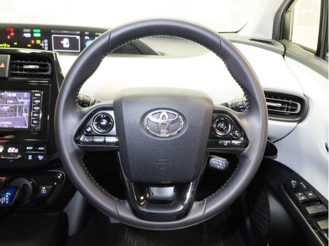 プリウス ＳセーフティプラスＩＩ　禁煙車　レーダークルーズコントロール　レーントレーシングアシスト　純正ナビＴＶ　Ｂｌｕｅｔｏｏｔｈ接続　バックカメラ　デジタルルームミラー　ブラインドスポット　ＬＥＤヘッドライト　オートハイビーム（40枚目）