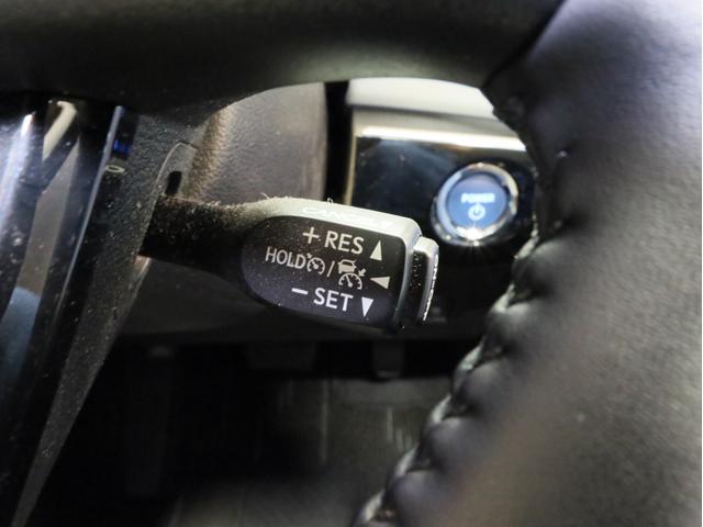 プリウス ＳセーフティプラスＩＩ　禁煙車　レーダークルーズコントロール　レーントレーシングアシスト　純正ナビＴＶ　Ｂｌｕｅｔｏｏｔｈ接続　バックカメラ　デジタルルームミラー　ブラインドスポット　ＬＥＤヘッドライト　オートハイビーム（45枚目）