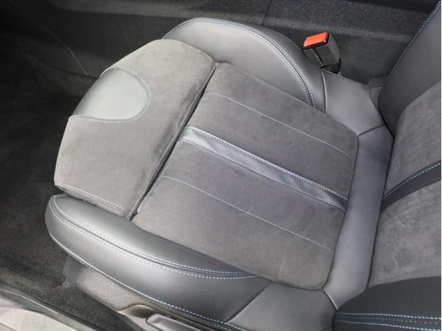 5008 クロスシティ ブルーHDi 禁煙 アドバンスドグリップコントロール ダウンヒルアシスト パノラミックサンルーフ ハンズフリー電動Rゲート 18AW フルLEDヘッドライト 上方視点付バックカメラ アルカンターラテップレザーシート(60枚目)