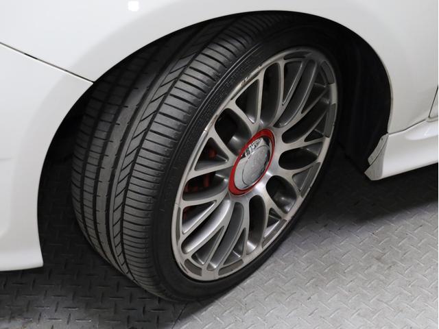 アバルト595 ツーリズモ 禁煙1オーナー 茶革シート レコードモンツァマフラー カロッツェリア製2DINナビ フルセグTV DVD再生 バックカメラ リアコーナーセンサー 17インチアルミホイール バイキセノンヘッドライト(25枚目)