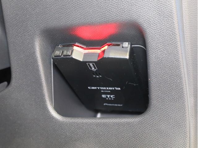 208 GTライン 禁煙 被害軽減ブレーキ アクティブクルーズコントロール レーンキープアシスト ブラインドスポットモニター フルLEDヘッドライト インテリジェントハイビーム 17インチAW バックカメラ 前後センサー(22枚目)