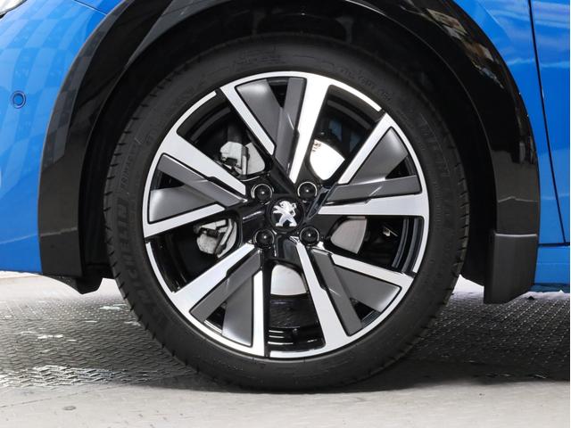 208 GTライン 禁煙 被害軽減ブレーキ アクティブクルーズコントロール レーンキープアシスト ブラインドスポットモニター フルLEDヘッドライト インテリジェントハイビーム 17インチAW バックカメラ 前後センサー(24枚目)