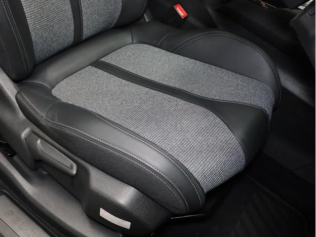 3008 ブルーHDi クリーンエディション 禁煙 アクティブクルーズコントロール 衝突被害軽減ブレーキ カープレイ対応 レーンキープアシスト ブラインドスポットアシスト LEDヘッドライト ハイビームアシスト バックカメラ サイドカメラ ETC(10枚目)