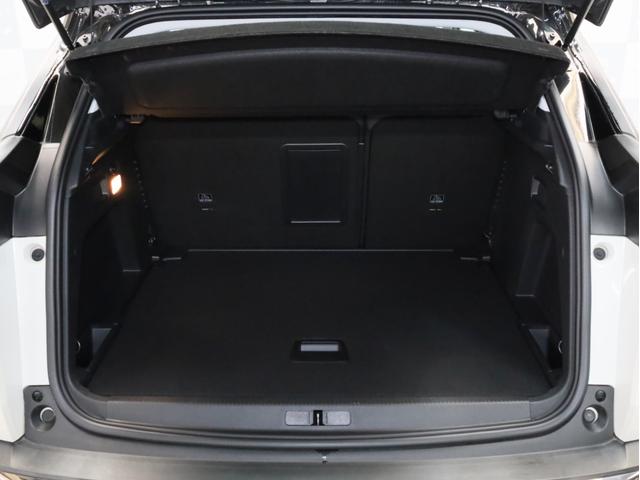 3008 ブルーHDi クリーンエディション 禁煙 アクティブクルーズコントロール 衝突被害軽減ブレーキ カープレイ対応 レーンキープアシスト ブラインドスポットアシスト LEDヘッドライト ハイビームアシスト バックカメラ サイドカメラ ETC(19枚目)