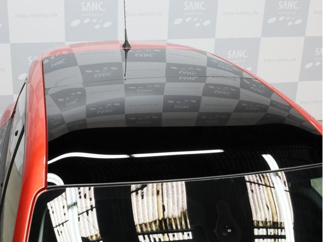 スマートフォーフォー BRABUS エクスクルーシブ 禁煙車 黒革シート シートヒーター ガラスルーフ USB入力端子 Bluetooth接続 ブラバスコンプリート レザーダッシュボード 専用エンジン 専用マフラー 専用AT 専用サスペンション ETC(70枚目)