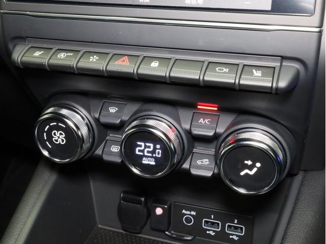 キャプチャー インテンス テックパック 禁煙 黒革シート 純正ナビ フルセグTV 全周囲カメラ LEDヘッドライト アダプティブクルーズコントロール レーンセンタリングアシスト ブラインドスポット 衝突被害軽減ブレーキ(20枚目)