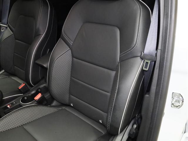 キャプチャー インテンス テックパック 禁煙 黒革シート 純正ナビ フルセグTV 全周囲カメラ LEDヘッドライト アダプティブクルーズコントロール レーンセンタリングアシスト ブラインドスポット 衝突被害軽減ブレーキ(57枚目)