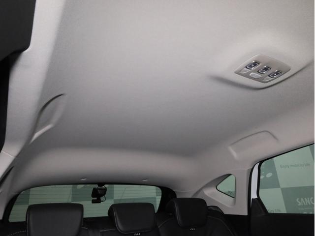 キャプチャー インテンス テックパック 禁煙 黒革シート 純正ナビ フルセグTV 全周囲カメラ LEDヘッドライト アダプティブクルーズコントロール レーンセンタリングアシスト ブラインドスポット 衝突被害軽減ブレーキ(65枚目)