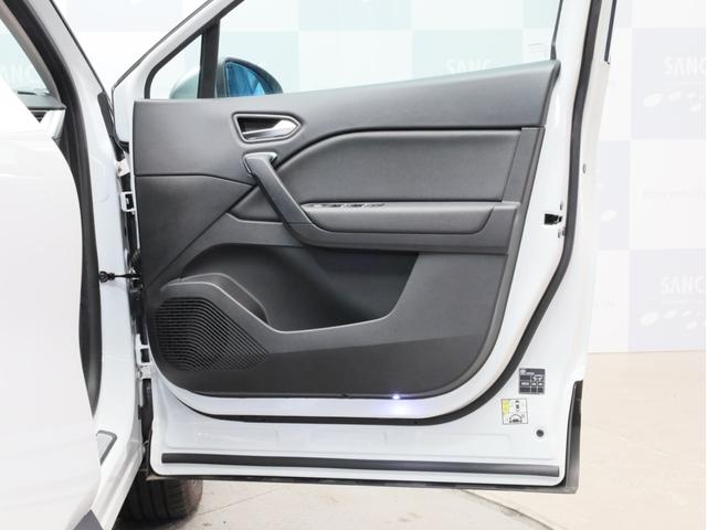 キャプチャー インテンス テックパック 禁煙 黒革シート 純正ナビ フルセグTV 全周囲カメラ LEDヘッドライト アダプティブクルーズコントロール レーンセンタリングアシスト ブラインドスポット 衝突被害軽減ブレーキ(67枚目)