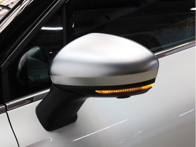 キャプチャー インテンス テックパック 禁煙 黒革シート 純正ナビ フルセグTV 全周囲カメラ LEDヘッドライト アダプティブクルーズコントロール レーンセンタリングアシスト ブラインドスポット 衝突被害軽減ブレーキ(80枚目)