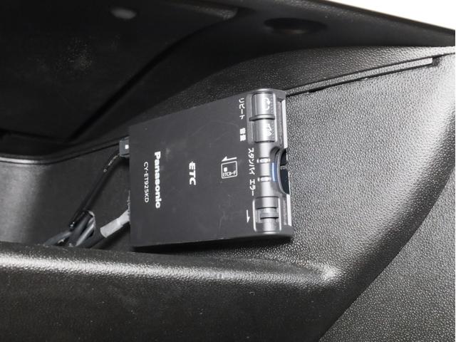 アバルト５９５ ツーリズモ　禁煙　茶革シート　ケンウッド製彩速ナビ　フルセグＴＶ　ＵＳＢ入力端子　Ｂｌｕｅｔｏｏｔｈ　ＤＶＤ再生　フルセグＴＶ　バックカメラ　リアコーナーセンサー　１７インチアルミホイール　バイキセノン（18枚目）