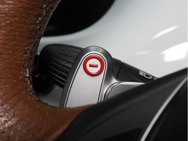 アバルト５９５ ツーリズモ　禁煙　茶革シート　ケンウッド製彩速ナビ　フルセグＴＶ　ＵＳＢ入力端子　Ｂｌｕｅｔｏｏｔｈ　ＤＶＤ再生　フルセグＴＶ　バックカメラ　リアコーナーセンサー　１７インチアルミホイール　バイキセノン（39枚目）