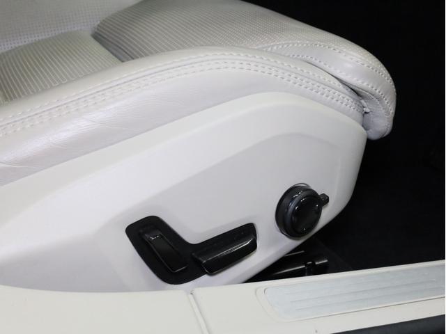 V60 クロスカントリー T5 AWD プロ 禁煙車 白革シート インテリセーフ harman/kardonサウンド 純正ナビフルセグTV 全周囲カメラ 前後コーナーセンサー 前後左右独立調整オートエアコン ハンズフリー電動リアゲート(10枚目)