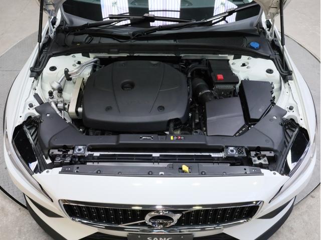 V60 クロスカントリー T5 AWD プロ 禁煙車 白革シート インテリセーフ harman/kardonサウンド 純正ナビフルセグTV 全周囲カメラ 前後コーナーセンサー 前後左右独立調整オートエアコン ハンズフリー電動リアゲート(21枚目)