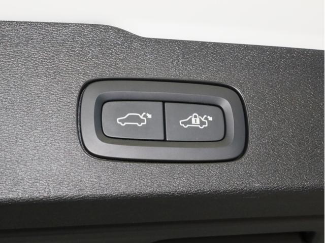 V60 クロスカントリー T5 AWD プロ 禁煙車 白革シート インテリセーフ harman/kardonサウンド 純正ナビフルセグTV 全周囲カメラ 前後コーナーセンサー 前後左右独立調整オートエアコン ハンズフリー電動リアゲート(23枚目)