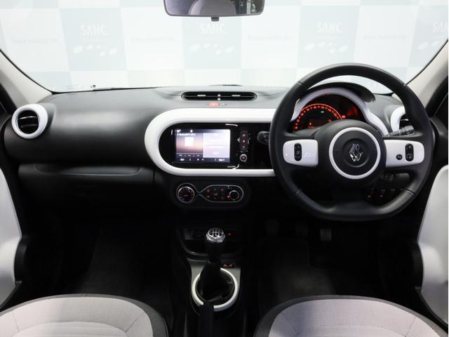 トゥインゴ S 禁煙 5速MT Apple CarPlay・Android Auto対応 LEDデイライト オートエアコン 15インチアルミホイール(6枚目)