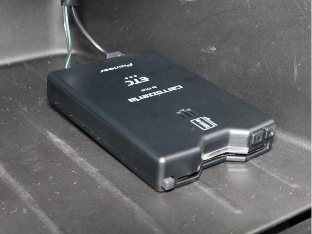 トゥインゴ S 禁煙 5速MT Apple CarPlay・Android Auto対応 LEDデイライト オートエアコン 15インチアルミホイール(18枚目)