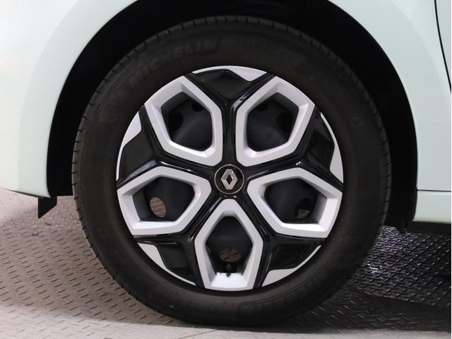 トゥインゴ S 禁煙 5速MT Apple CarPlay・Android Auto対応 LEDデイライト オートエアコン 15インチアルミホイール(19枚目)