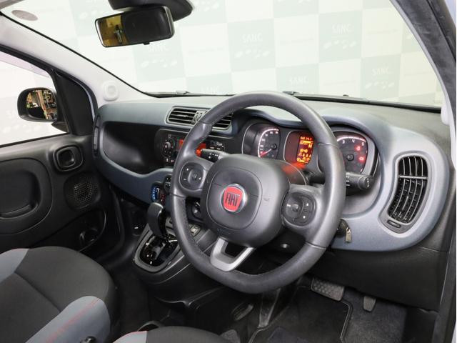 パンダ イージー　禁煙　禁煙ワンオーナー　２トーンシート　シティブレーキコントロール　０．９リッター２気筒インタークーラーツインエアターボエンジン　アイドリングストップ　１５インチＡＷ（10枚目）