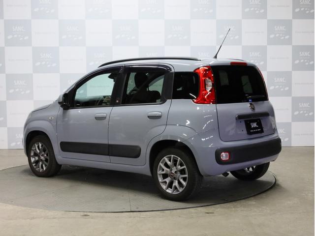 パンダ イージー　禁煙　禁煙ワンオーナー　２トーンシート　シティブレーキコントロール　０．９リッター２気筒インタークーラーツインエアターボエンジン　アイドリングストップ　１５インチＡＷ（28枚目）