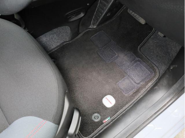 パンダ イージー　禁煙　禁煙ワンオーナー　２トーンシート　シティブレーキコントロール　０．９リッター２気筒インタークーラーツインエアターボエンジン　アイドリングストップ　１５インチＡＷ（54枚目）