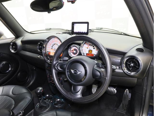 ■キーレスエントリー　■リアコーナーセンサー