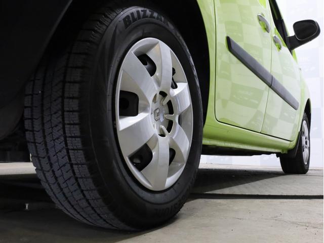 カングー クルール　禁煙　２００台限定特別仕様車　特別ボディカラー　ブラック前後バンパー　電動格納式ブラックドアミラー　ゲトラグ製６段ＥＤＣ　ＵＳＢ端子　Ｂｌｕｅｔｏｏｔｈ　両側スライドドア　リア観音開きドア（24枚目）