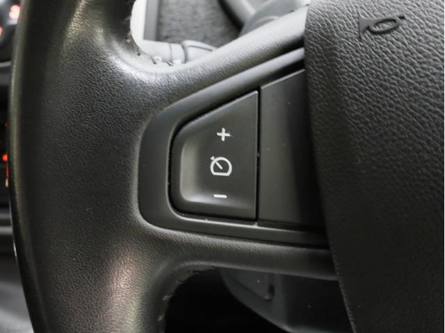 カングー クルール　禁煙　２００台限定特別仕様車　特別ボディカラー　ブラック前後バンパー　電動格納式ブラックドアミラー　ゲトラグ製６段ＥＤＣ　ＵＳＢ端子　Ｂｌｕｅｔｏｏｔｈ　両側スライドドア　リア観音開きドア（34枚目）