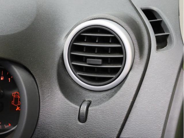 カングー クルール　禁煙　２００台限定特別仕様車　特別ボディカラー　ブラック前後バンパー　電動格納式ブラックドアミラー　ゲトラグ製６段ＥＤＣ　ＵＳＢ端子　Ｂｌｕｅｔｏｏｔｈ　両側スライドドア　リア観音開きドア（39枚目）