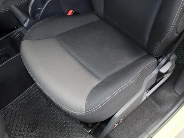 カングー クルール　禁煙　２００台限定特別仕様車　特別ボディカラー　ブラック前後バンパー　電動格納式ブラックドアミラー　ゲトラグ製６段ＥＤＣ　ＵＳＢ端子　Ｂｌｕｅｔｏｏｔｈ　両側スライドドア　リア観音開きドア（47枚目）