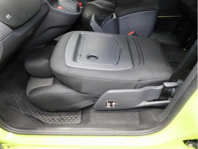 カングー クルール　禁煙　２００台限定特別仕様車　特別ボディカラー　ブラック前後バンパー　電動格納式ブラックドアミラー　ゲトラグ製６段ＥＤＣ　ＵＳＢ端子　Ｂｌｕｅｔｏｏｔｈ　両側スライドドア　リア観音開きドア（48枚目）