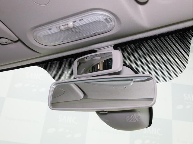 カングー クルール　禁煙　２００台限定特別仕様車　特別ボディカラー　ブラック前後バンパー　電動格納式ブラックドアミラー　ゲトラグ製６段ＥＤＣ　ＵＳＢ端子　Ｂｌｕｅｔｏｏｔｈ　両側スライドドア　リア観音開きドア（52枚目）