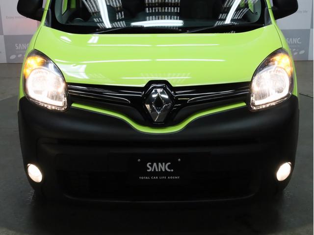 カングー クルール　禁煙　２００台限定特別仕様車　特別ボディカラー　ブラック前後バンパー　電動格納式ブラックドアミラー　ゲトラグ製６段ＥＤＣ　ＵＳＢ端子　Ｂｌｕｅｔｏｏｔｈ　両側スライドドア　リア観音開きドア（74枚目）